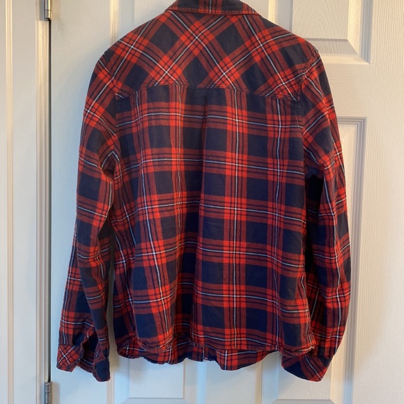 Not your husband’s flannel! - Picture 4 of 4